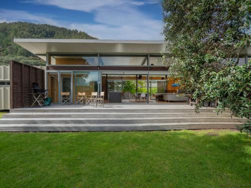 . Little Paua - Pauanui Holiday Home