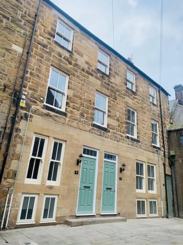 Luxury Retro 4 Bed Town House in heart of Alnwick