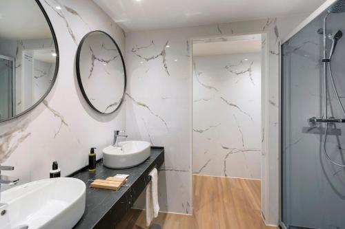 Exe Sevilla Macarena - image 11