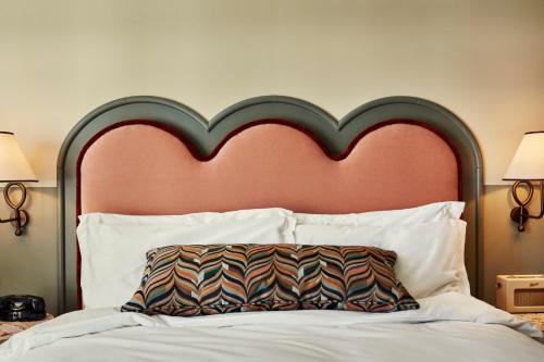 The Hoxton, Berlin Room Type - Standard Double Room