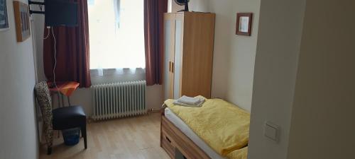 1 twin bed