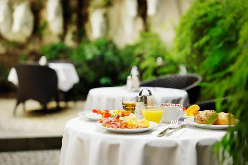 Hotel Prokop Square - image 4
