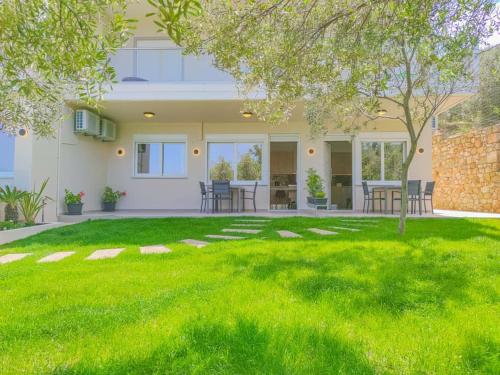 Renovated apartment 3- Platanias 3