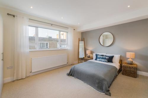 StayLux Kensington - image 3
