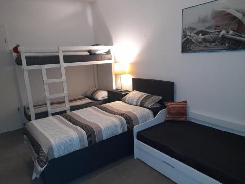 Berlin - Schönefeld grüne Wohnung, Schönefeld (foto 9)