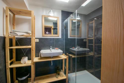 Zuhanyzó, Nussanger in Geiselwind