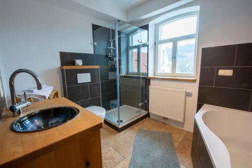 Zuhanyzó, Nussanger in Geiselwind