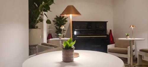 Lobby, Villa Riari in Trastevere