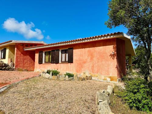 Bifamiliare vista mare a Rena Majore