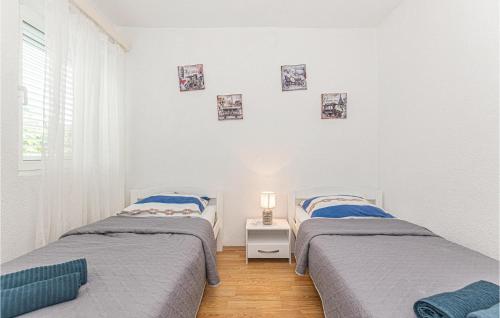 5 Bedroom Lovely Home In Cista Velika