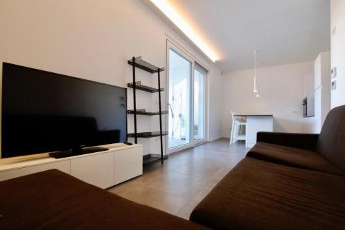 Two-Bedroom Apartment image 8