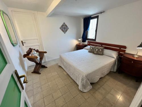 1 queen bed