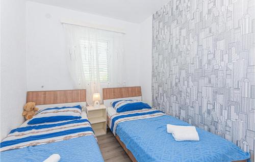 5 Bedroom Lovely Home In Cista Velika