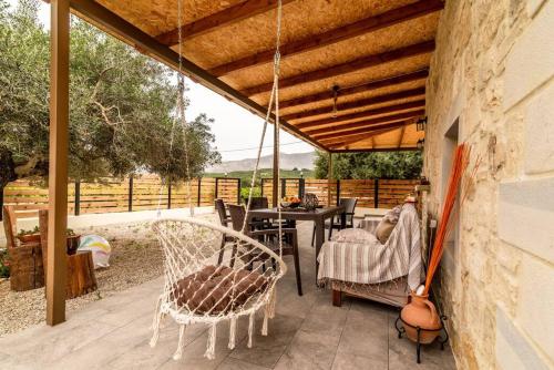 Relaxing StoneHouse Kamara with Jacuzzi - Location saisonnière - Pómbia