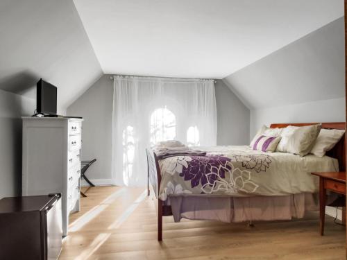 1 queen bed