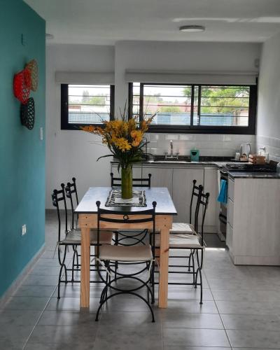 Lacus. Casas de lago. in Almafuerte