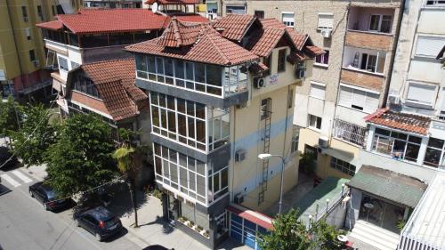 Hotel Pik Loti, Tirana
