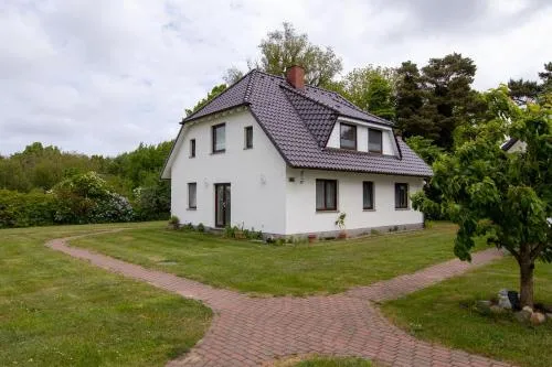 Urlaubs-Appartement am Dorfrand in Jagdhaus, Deutschland