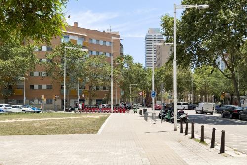 The Lonely Chimney Apartments - image 3