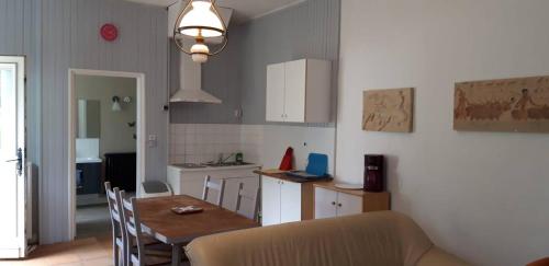Domaine de la Panetière - Appartement Longère (Domaine de la Panetiere - Appartement Longere) in Auteuil (Ile-de-France)
