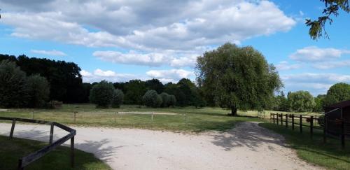 Domaine de la Panetière - Appartement Longère (Domaine de la Panetiere - Appartement Longere) in Auteuil (Ile-de-France)