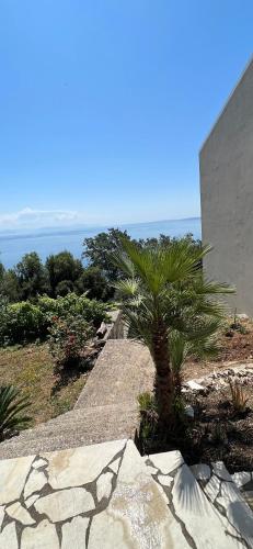 Seasky view apartments in Gastourion