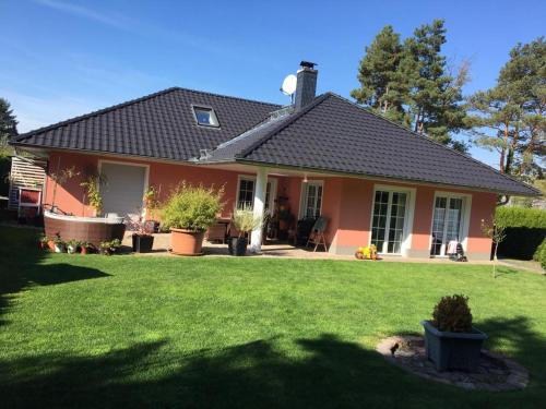 Seeliebe mit Sauna und nur 50 mtr. bis zum Strand in Senftenberg, Deutschland