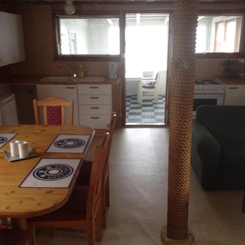 Hammerstad Camping - image 2
