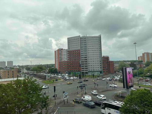 Foto 1: Modern 1-Bed Apartment in Birmingham