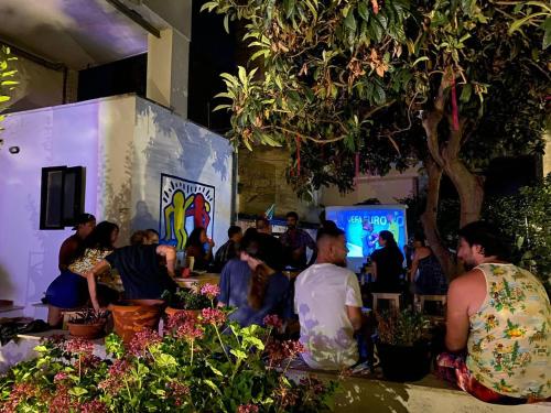 URBAN OASIS HOSTEL - image 9