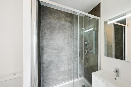 Connecting Suite (Studio + Apartment)