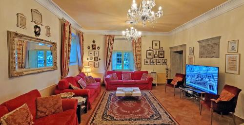 共用Lounge/電視區, Villa in Pistoia with Heated Pool  Sauna in 盧卡城中心