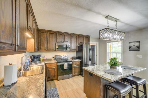 . Lake Guntersville Vacation Rental with Fire Pit
