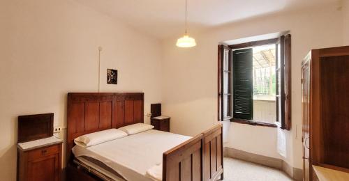  LEGNONE - Traditional apartment in an antique building near Como lake in Taceno