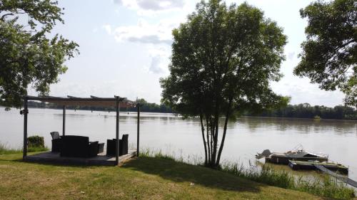 Létesítmények, Le Cast'L 2 Coin de paradis en bord de Dordogne in Saint-Michel-De-Fronsac