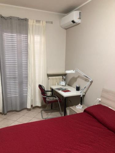 APPARTAMENTO SANTA RITA Con due Camere InalpiArena 9 min CENTRO CITTA, Turín (fotografie 8)