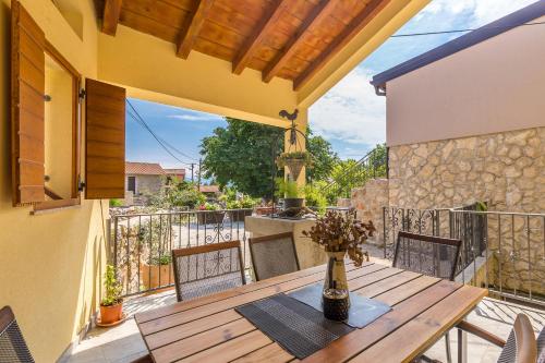 Holiday house SVJETLANA - Location saisonnière - Risika