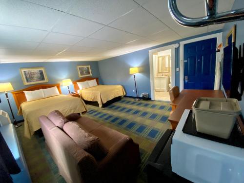 Royal Inn Claremont - image 9