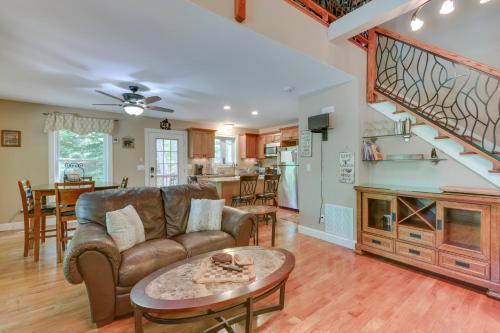 Game Room & Hot Tub: Old Forge Home! in Old Forge (NY)