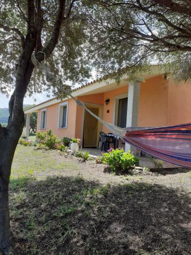 agriturismo gli olivastri appartamento corbezzolo con piscina e vista mare,climatizzatore,wifi