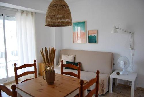 Apartamento primera línea de playa Gandia