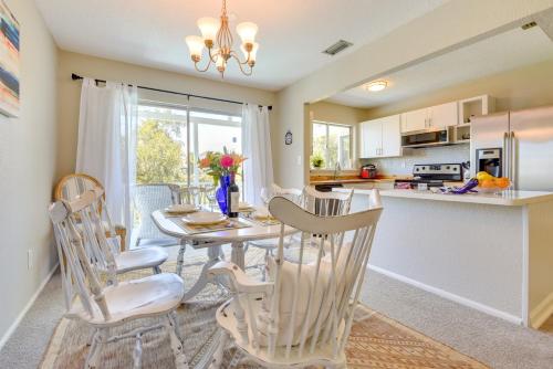 Walk to Marina Home with Pool in Palmetto in Palmetto