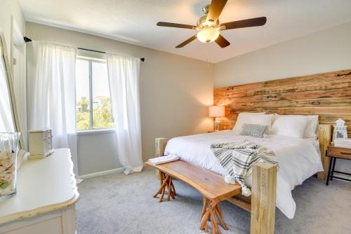 Walk to Marina Home with Pool in Palmetto in Palmetto