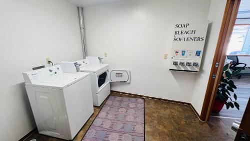 SANDS MOTEL
