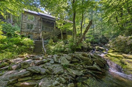 Lost Creek Lodge in Seven Devils, USA