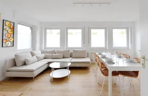 Stay and Work Apartment - 8 beds - 4 bed rooms in Kleve, Deutschland