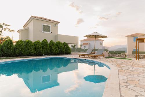 Vasilopoulos Residences - Villa Anthia With Jaccuzzi & Villa Emelia With Shared Pool - Kefaloniá