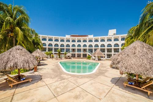 Úszómedence, Uxmal Resort Maya in Uxmal