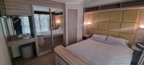 Lynton lodges in Evanton