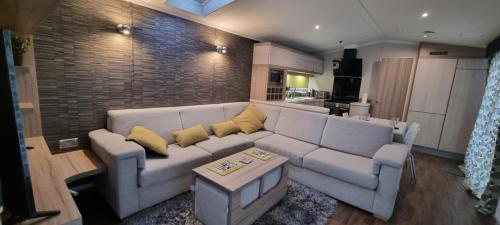Lynton lodges in Evanton